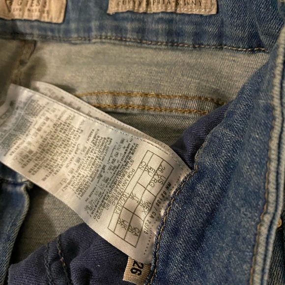 Guess Curvy Sophia-Skinny Jeans - Picture 2 of 3